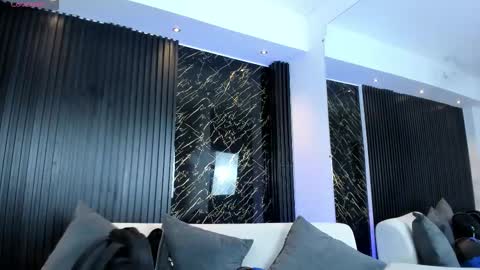 Charlotte  Everyday From 0700 to 1300 Col Time online show from 29, 10, 2025