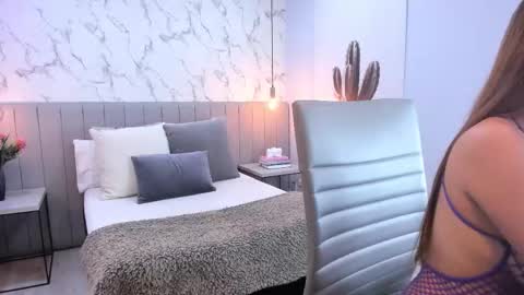 charlottebrownn_ online show from 11, 9, 2025