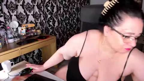 Charlotte Diamonds online show from 23, 3, 2026