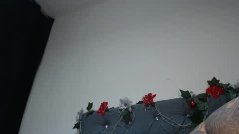 charlottee07 online show from 25, 2, 2025