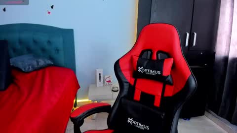 Natalia online show from 5, 3, 2025