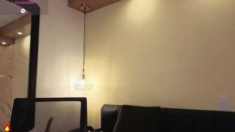 Snapshot of charlotteg18 chatting on 7, 7, 2026 Charlote online show from 7, 7, 2026