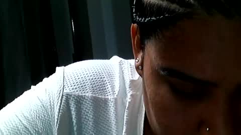 Snapshot of charlottequeen_21 chatting on 17, 7, 2026 charlottequeen_21 online show from 17, 7, 2026