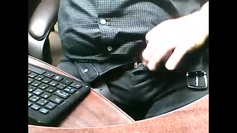 charmeur2672 online show from 18, 9, 2025