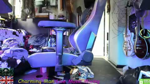 Snapshot of charming__man chatting on 4, 7, 2026 3 of 9 Borg online show from 4, 7, 2026