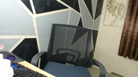 Charm online show from 19, 9, 2025