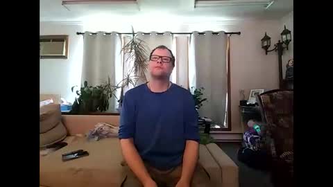 Snapshot of charmingatom chatting on 25, 5, 2026 charmingatom online show from 25, 5, 2026