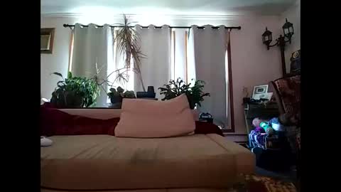Snapshot of charmingatom chatting on 31, 5, 2026 charmingatom online show from 31, 5, 2026