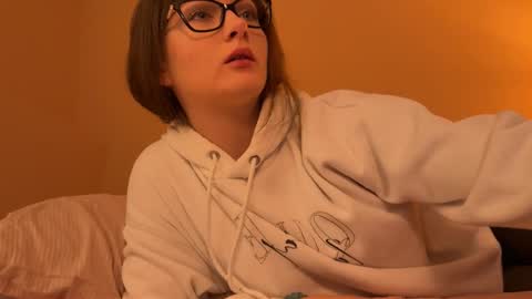 katie online show from 15, 12, 2025