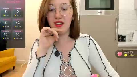 Snapshot of charmygrace chatting on 18, 6, 2026 Grace online show from 18, 6, 2026