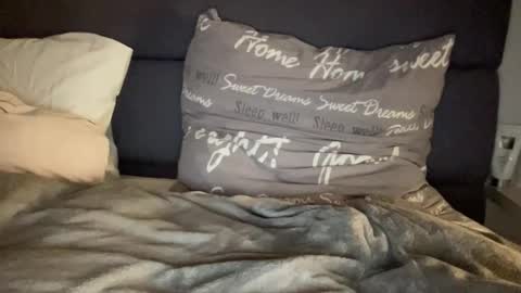 Vicky online show from 25, 10, 2025