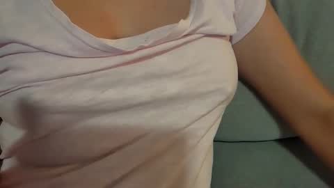 Snapshot of cheeekycouple02 chatting on 17, 12, 2024 Cheeeky couple online show from 17, 12, 2024