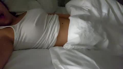 Snapshot of cheeekycouple02 chatting on 14, 1, 2025 Cheeeky couple online show from 14, 1, 2025