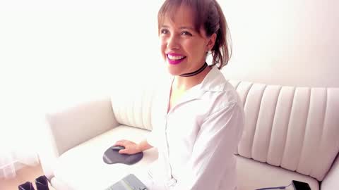 Snapshot of cheek_chic12 chatting on 22, 1, 2025 Regina Phalange online show from 22, 1, 2025