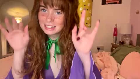 cheekykatx online show from 19, 9, 2025