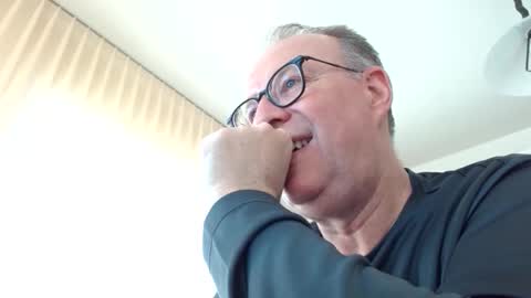 cheer2u online show from 18, 3, 2026