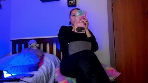 Miss Cheeryl online show from 6, 3, 2025