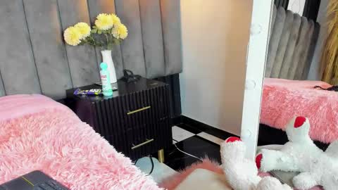 chelsea_bolton_ online show from 18, 11, 2025