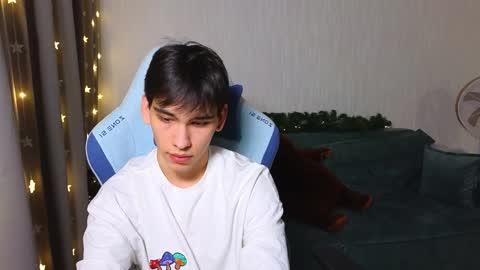 LUCASRYANPVT IS OPEN online show from 31, 1, 2025