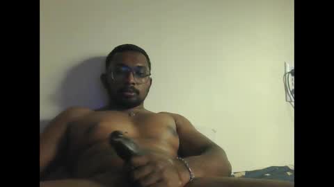 Snapshot of chennaibull1011 chatting on 17, 2, 2026 chennaibull1011 online show from 17, 2, 2026