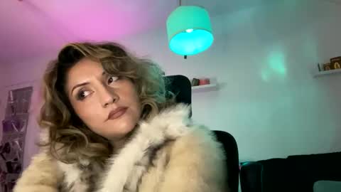 cherrieamaretto online show from 22, 10, 2025