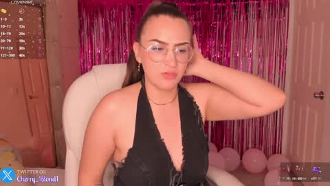 Cherry online show from 4, 2, 2025
