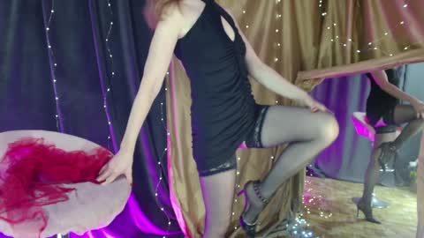 Snapshot of cherry_blossomsx chatting on 29, 12, 2024 thanks guys see you tomorrow online show from 29, 12, 2024