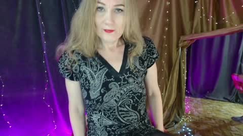Snapshot of cherry_blossomsx chatting on 25, 1, 2025 thanks guys see you tomorrow online show from 25, 1, 2025