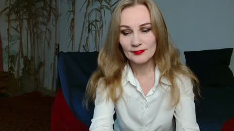 Snapshot of cherry_blossomsx chatting on 8, 2, 2025 thanks guys see you tomorrow online show from 8, 2, 2025