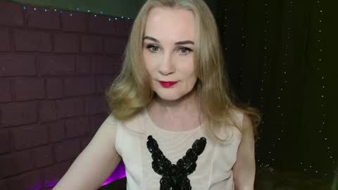Snapshot of cherry_blossomsx chatting on 29, 4, 2026 thanks guys see you tomorrow online show from 29, 4, 2026