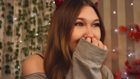 Di online show from 3, 11, 2025