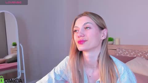 Snapshot of cherry_pr1ce chatting on 19, 1, 2026 cherry_pr1ce online show from 19, 1, 2026