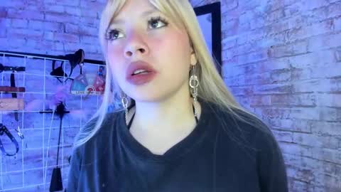     online show from 3, 11, 2025