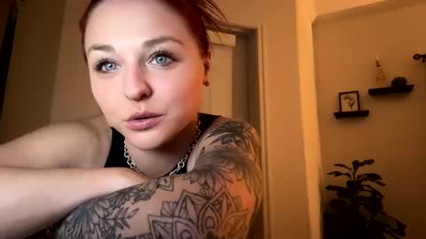 cherrybaby690 online show from 14, 2, 2025