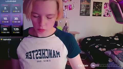 Snapshot of cherrybaby_0 chatting on 6, 12, 2024 cherrybaby_0 online show from 6, 12, 2024