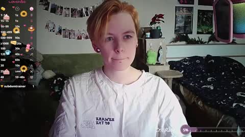 Snapshot of cherrybaby_0 chatting on 13, 1, 2025 cherrybaby_0 online show from 13, 1, 2025