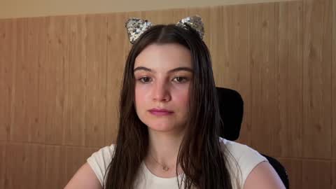 Snapshot of cherryelin chatting on 1, 2, 2025 Lina online show from 1, 2, 2025