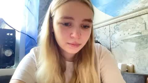 Snapshot of cherryleija chatting on 10, 6, 2026 Lei online show from 10, 6, 2026