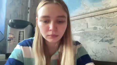 Snapshot of cherryleija chatting on 14, 6, 2026 Lei online show from 14, 6, 2026