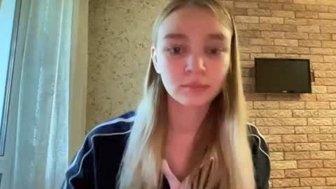 Snapshot of cherryleija chatting on 19, 6, 2026 Lei online show from 19, 6, 2026