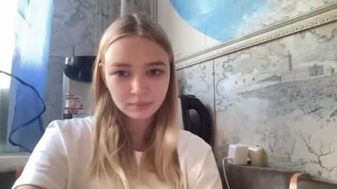 Snapshot of cherryleija chatting on 29, 6, 2026 Lei online show from 29, 6, 2026