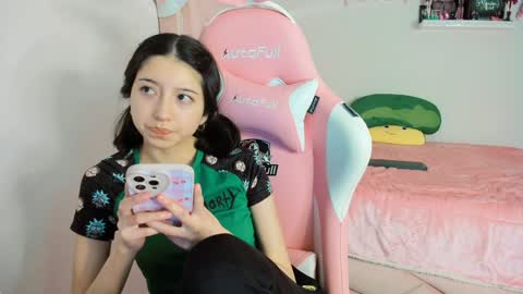 Snapshot of cherrymafer666 chatting on 14, 12, 2024 cherrycute666 online show from 14, 12, 2024
