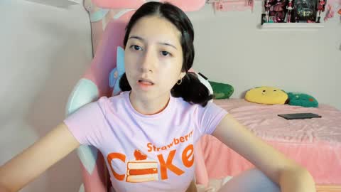 Snapshot of cherrymafer666 chatting on 22, 12, 2024 cherrycute666 online show from 22, 12, 2024