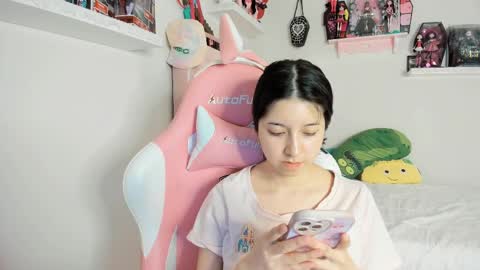 Snapshot of cherrymafer666 chatting on 5, 3, 2025 cherrycute666 online show from 5, 3, 2025