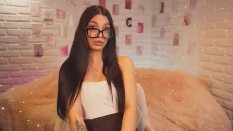Snapshot of cherrypeery chatting on 15, 10, 2025 Kiki online show from 15, 10, 2025