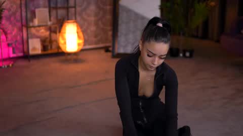 Snapshot of cherryselena chatting on 5, 3, 2025 Selena online show from 5, 3, 2025