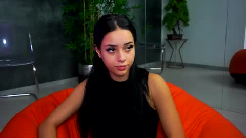 Snapshot of cherryselena chatting on 22, 9, 2025 Selena online show from 22, 9, 2025