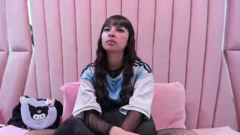 Snapshot of cherrysweetl_ chatting on 17, 6, 2026 cherrysweetl_ online show from 17, 6, 2026
