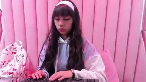 Snapshot of cherrysweetl_ chatting on 20, 6, 2026 cherrysweetl_ online show from 20, 6, 2026