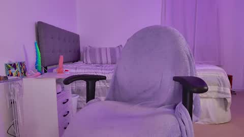 Snapshot of cherryvonfairy chatting on 27, 2, 2025 Cheravona CherryVonFairy online show from 27, 2, 2025